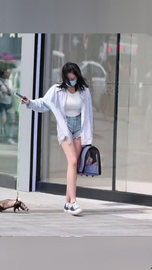 爆料街拍美女图片视频在线观看,美女瞬间，尽在指尖流转